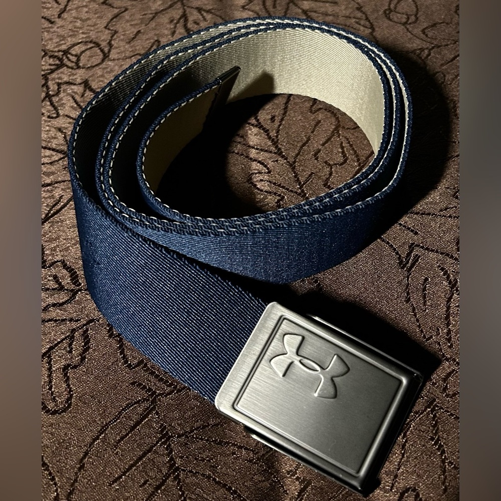 Under Armour Men's Navy and Gray Cloth Belt